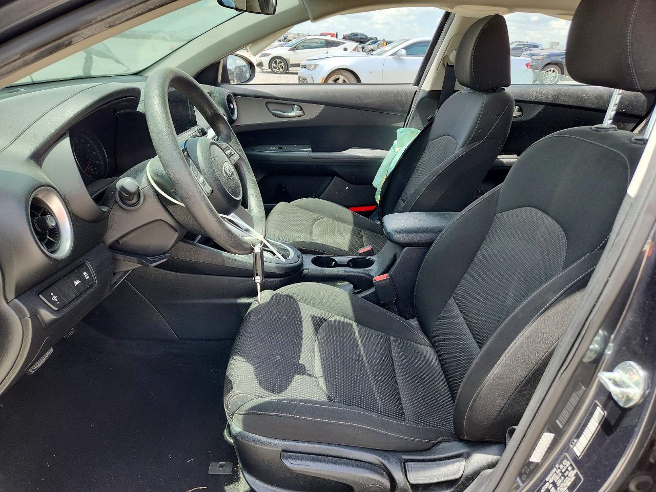 2021 KIA FORTE FE, LXS