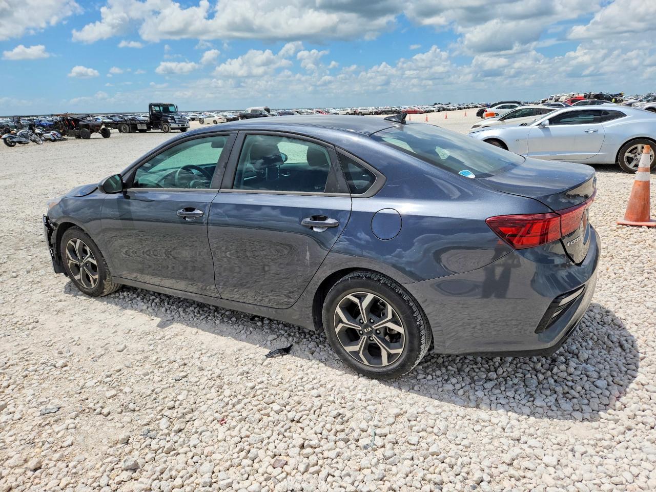 2021 KIA FORTE FE, LXS