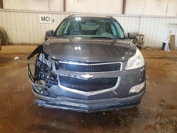 2012 CHEVROLET TRAVERSE LS