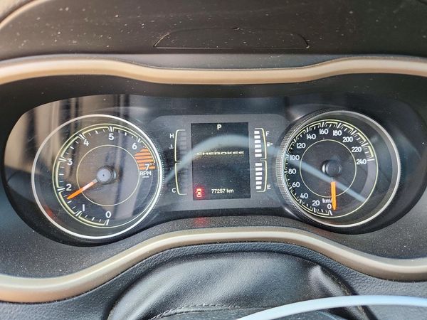 2016 JEEP CHEROKEE LATITUDE 4X4