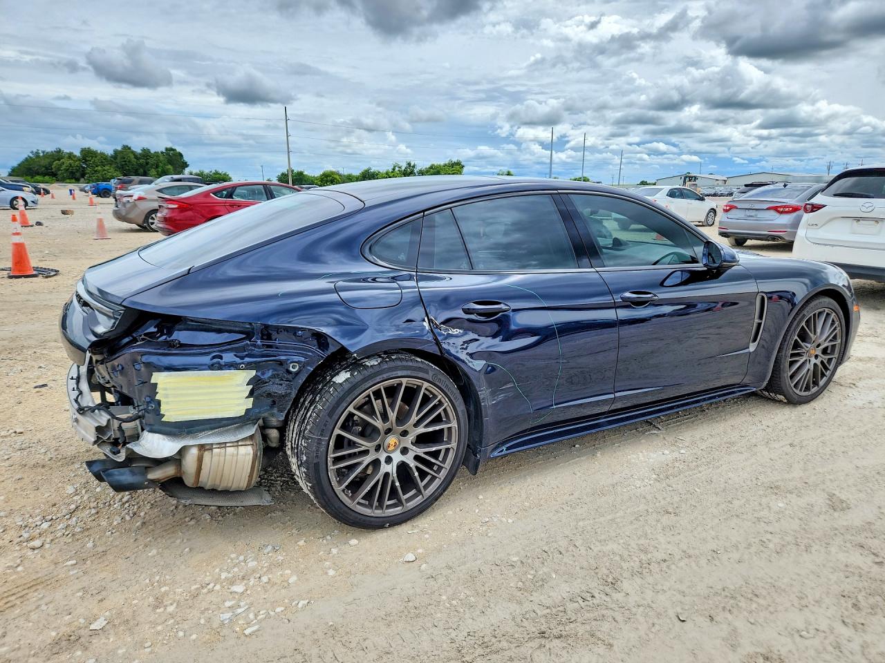 2022 PORSCHE PANAMERA Panamera / Panamera 4