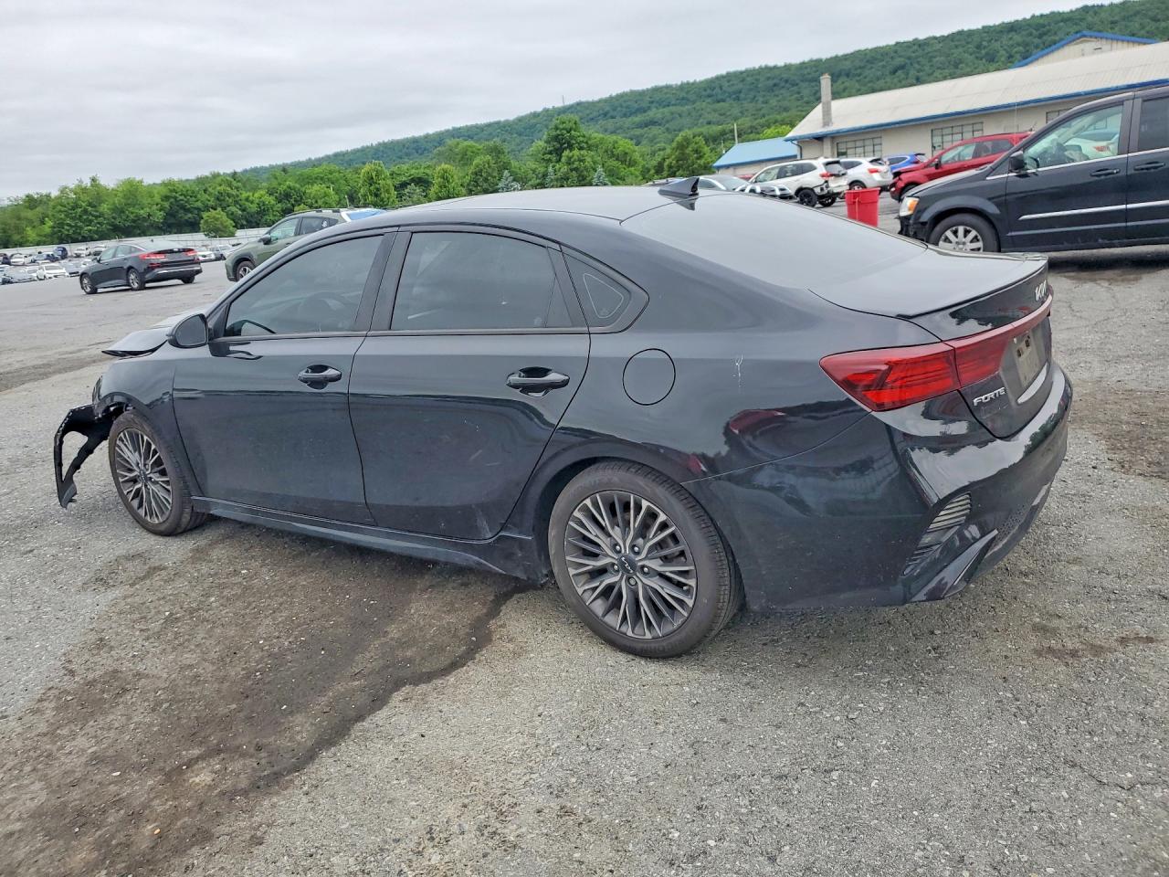 2023 KIA FORTE GT Line