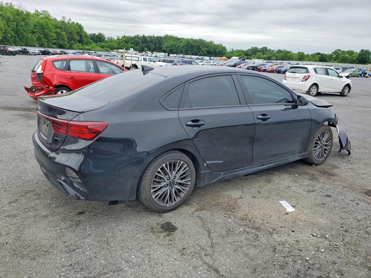 2023 KIA FORTE GT Line