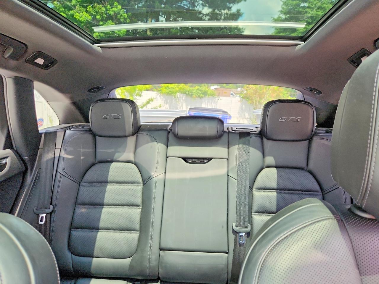 2018 PORSCHE MACAN Macan GTS