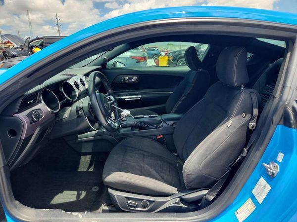 2017 FORD MUSTANG I4 Coupe
