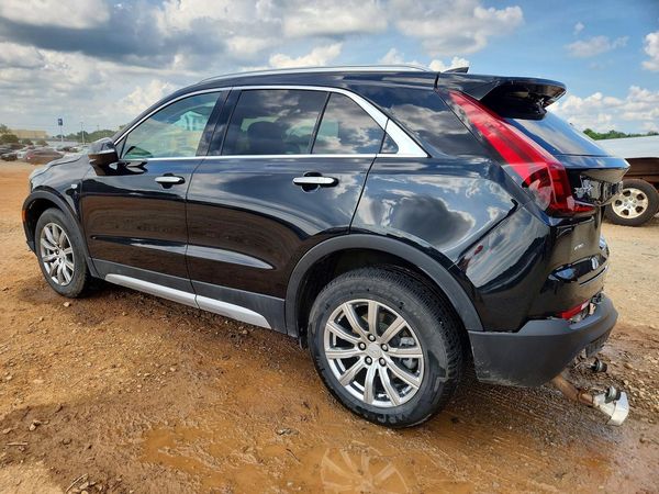 2022 CADILLAC XT4 Premium Luxury