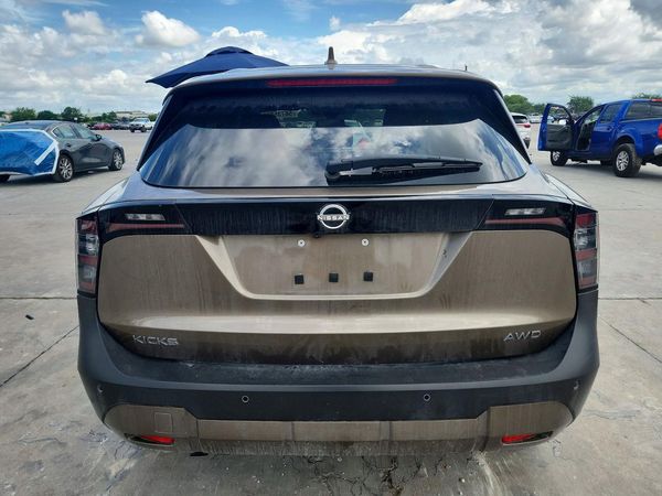 2025 NISSAN KICKS SV