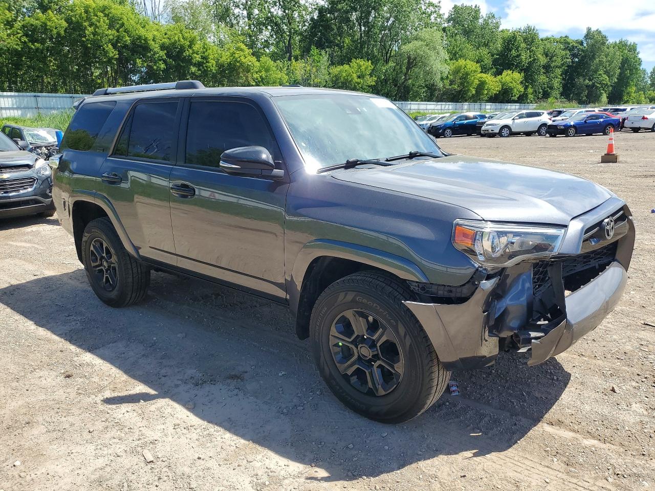 2022 TOYOTA 4RUNNER SR5 Prem
