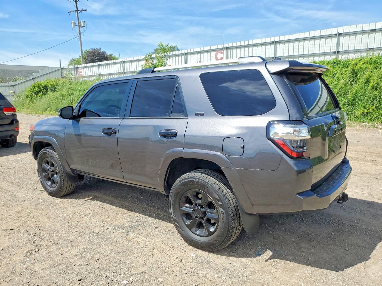 2022 TOYOTA 4RUNNER SR5 Prem