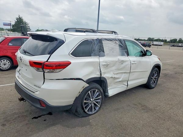 2017 TOYOTA HIGHLANDER SE/XLE — PSRA