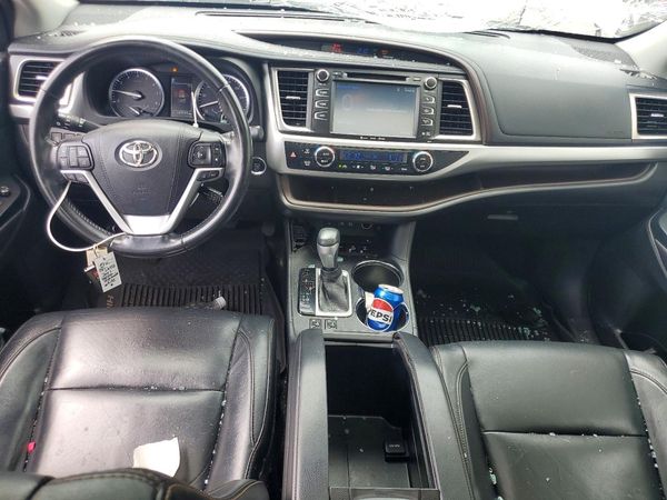 2017 TOYOTA HIGHLANDER SE/XLE — CKPT