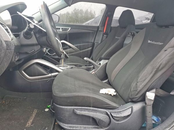 2016 HYUNDAI VELOSTER