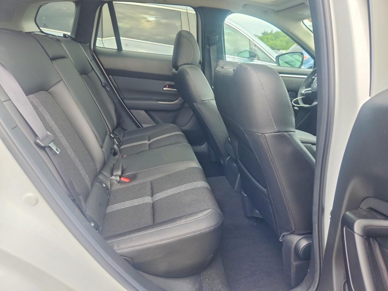 2025 MAZDA CX-50 Premium
