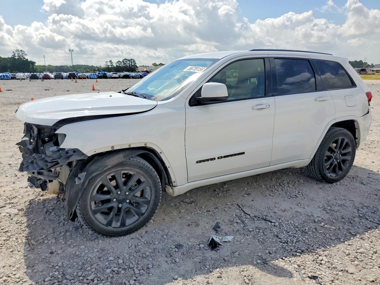 2018 JEEP GRAND CHEROKEE LAREDO 4X2