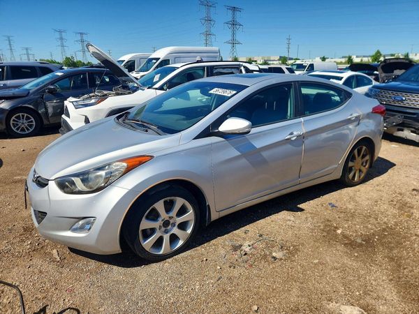 2013 HYUNDAI ELANTRA