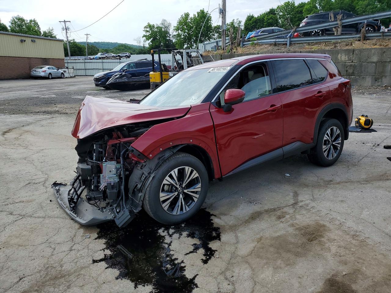 2021 NISSAN ROGUE SV — Front 3/4