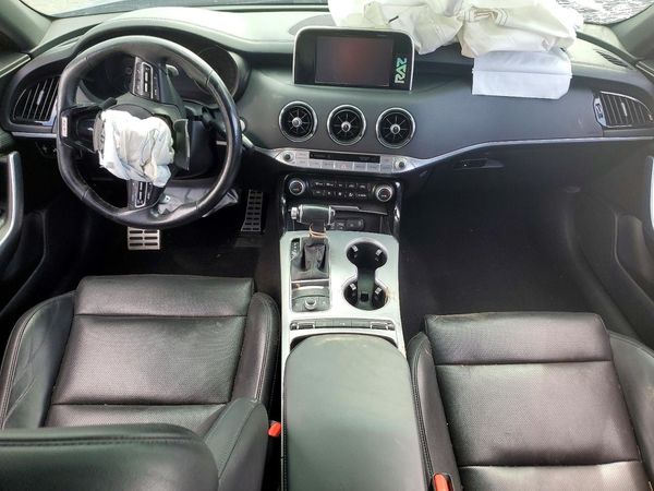 2019 KIA STINGER GT