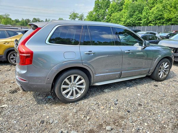 2016 VOLVO XC90