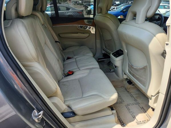 2016 VOLVO XC90