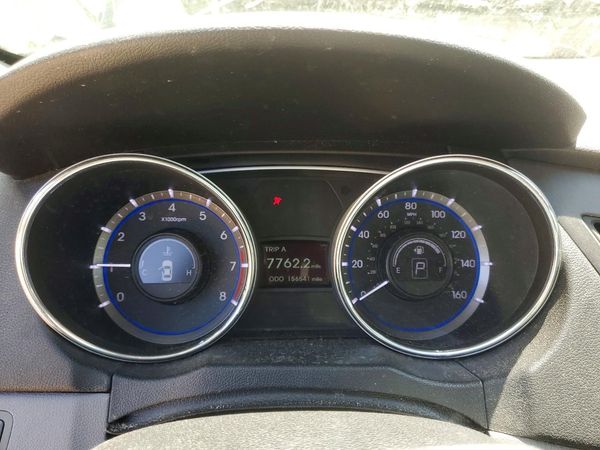 2013 HYUNDAI SONATA