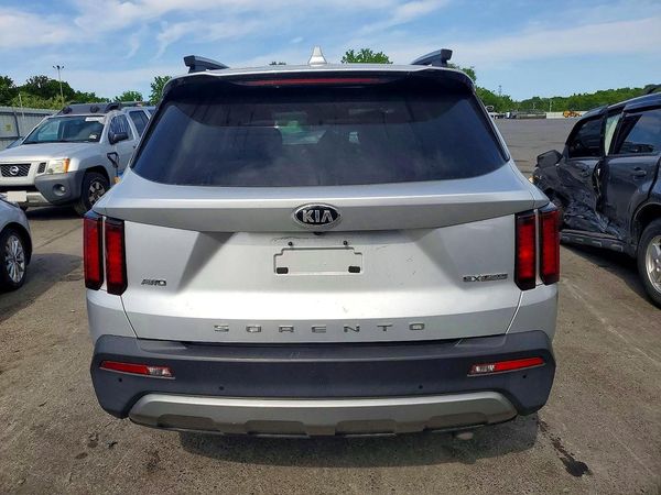 2021 KIA SORENTO