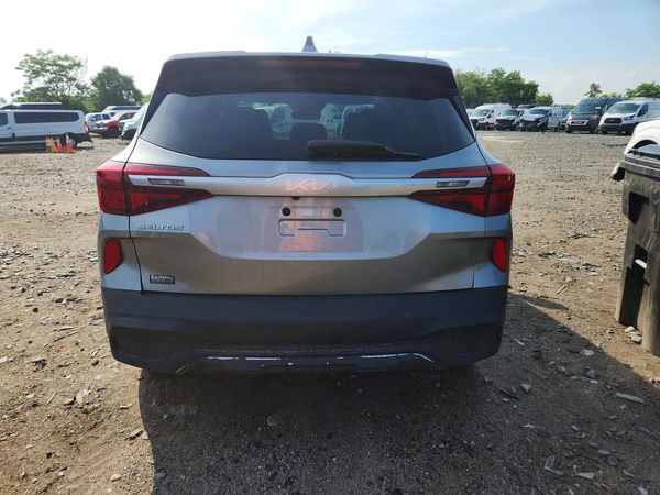 2023 KIA SELTOS LX