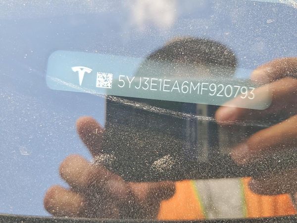 2021 TESLA MODEL 3