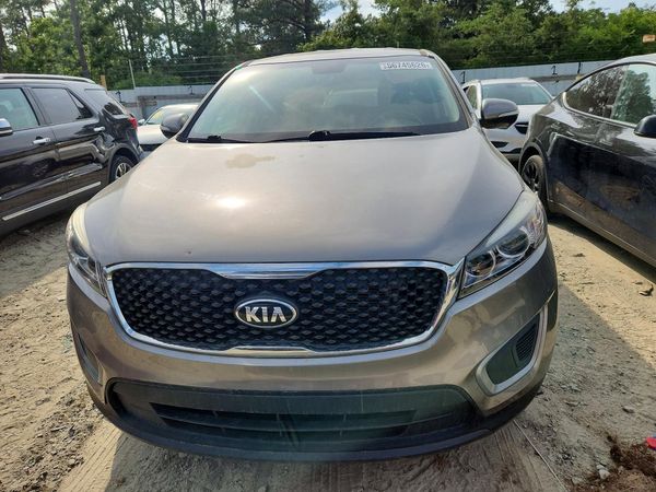 2016 KIA SORENTO L / LX