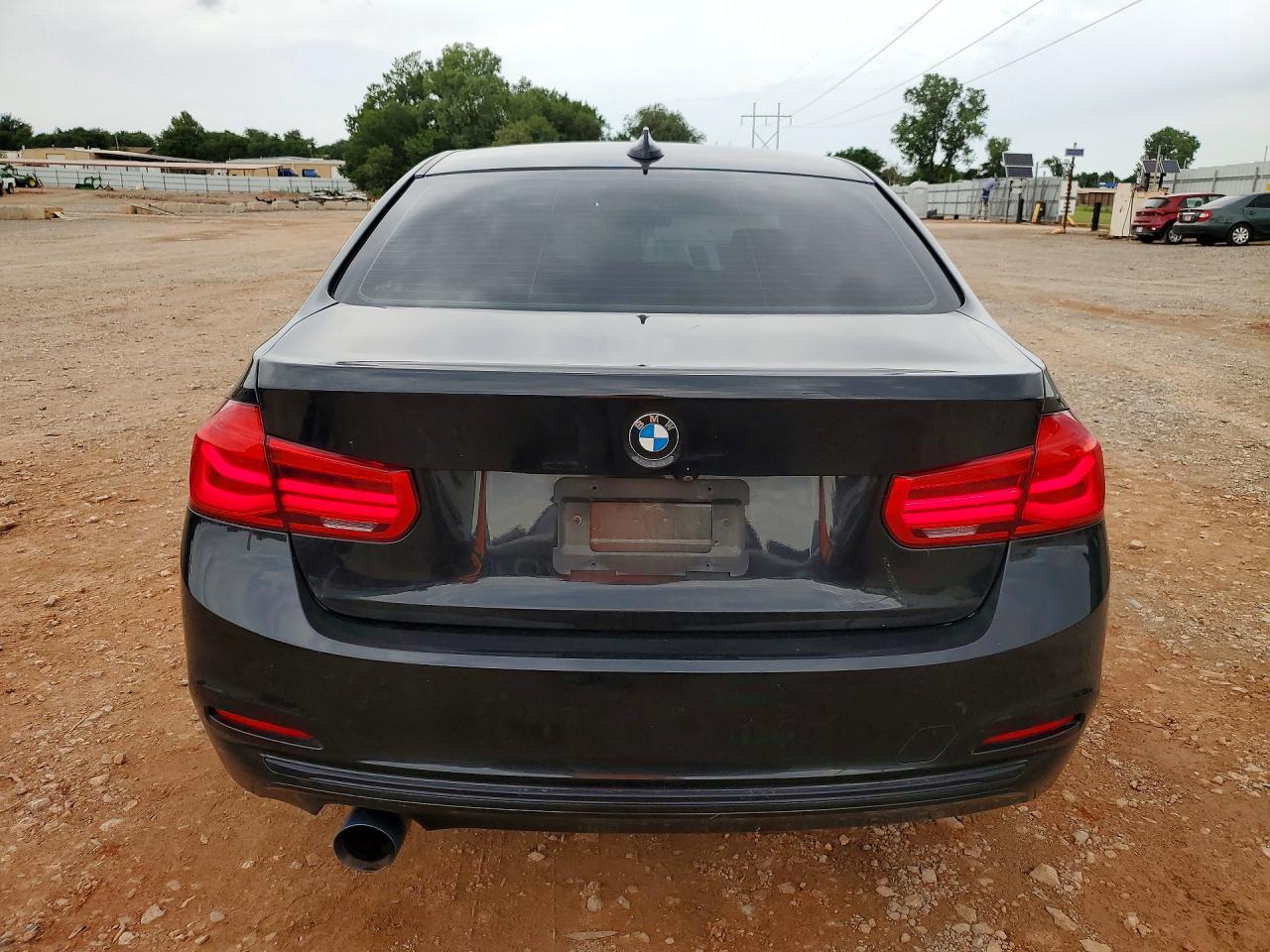 2018 BMW 330