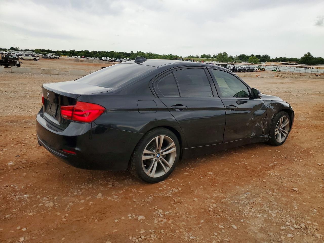 2018 BMW 330