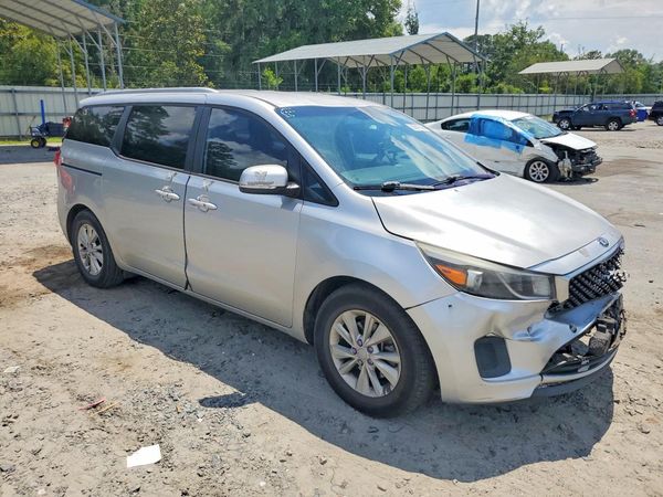 2015 KIA SEDONA GL - Middle-low