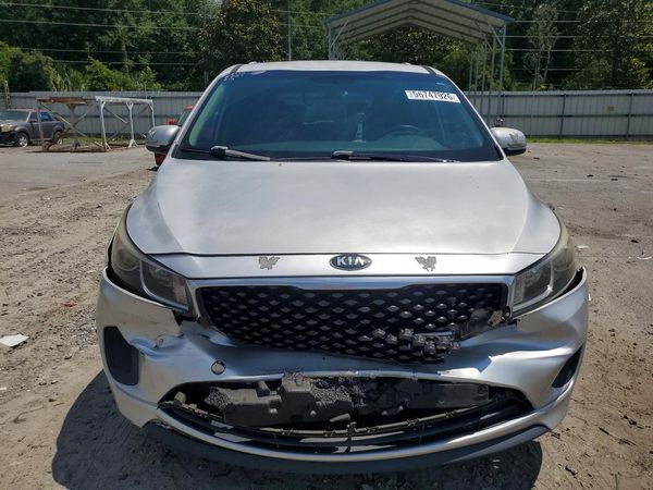 2015 KIA SEDONA GL - Middle-low