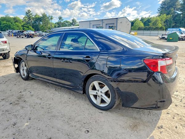 2013 TOYOTA CAMRY