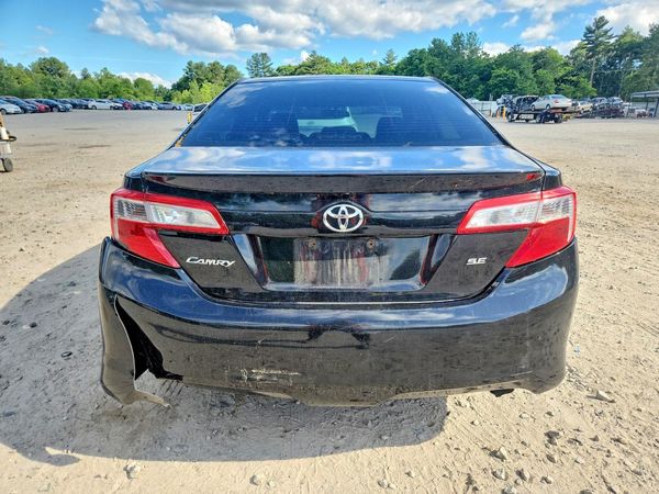 2013 TOYOTA CAMRY