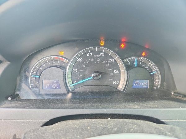 2013 TOYOTA CAMRY