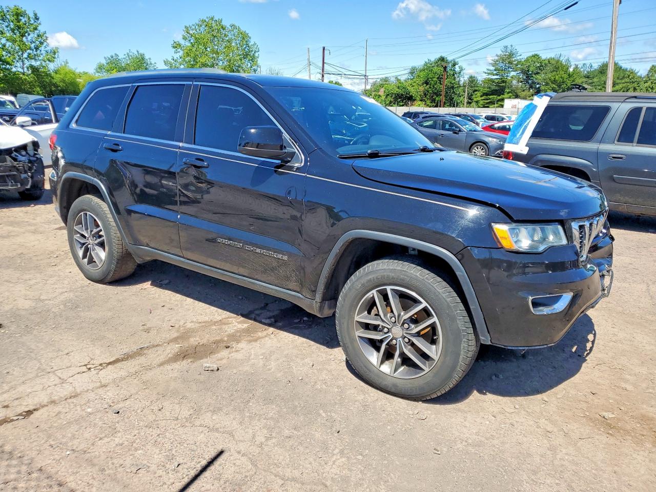 2018 JEEP GRAND CHEROKEE LAREDO 4X4
