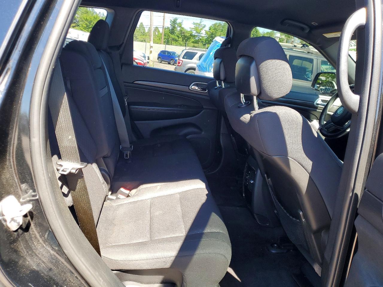2018 JEEP GRAND CHEROKEE LAREDO 4X4