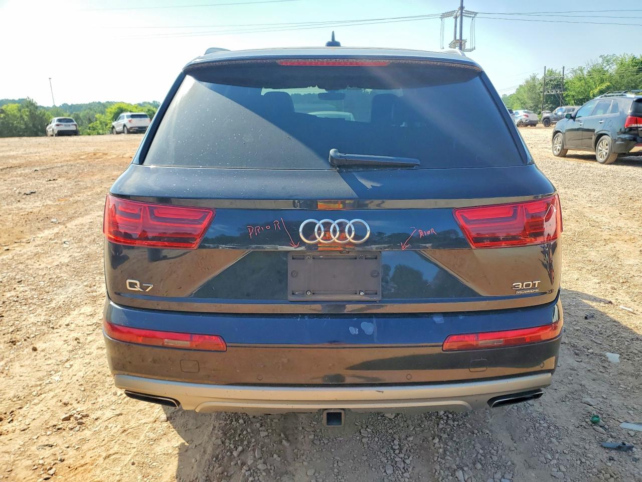 2017 AUDI Q7 quattro Premium Plus
