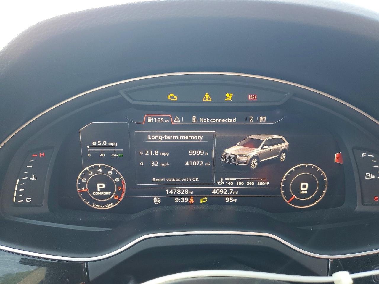 2017 AUDI Q7 quattro Premium Plus