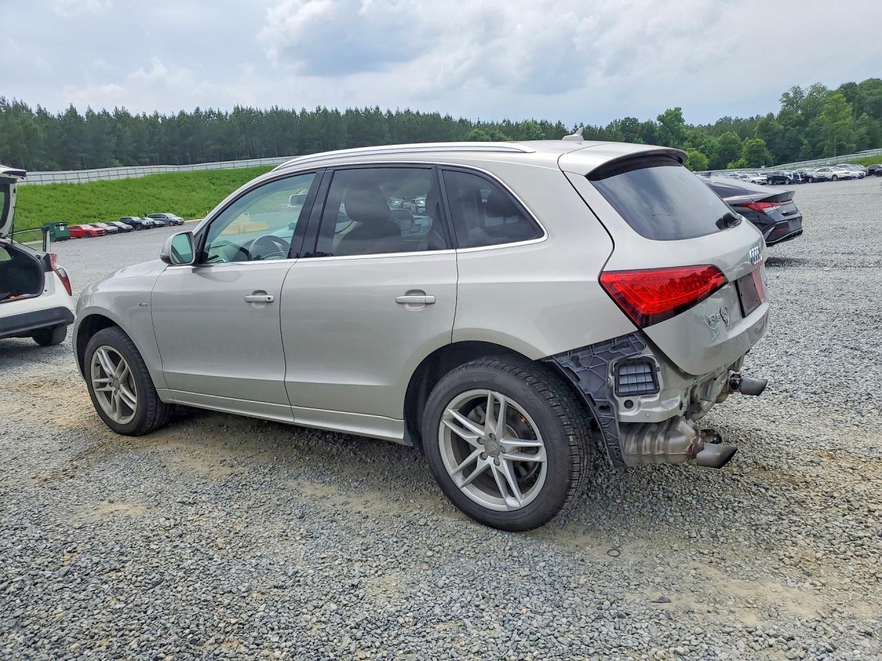 2014 AUDI Q5
