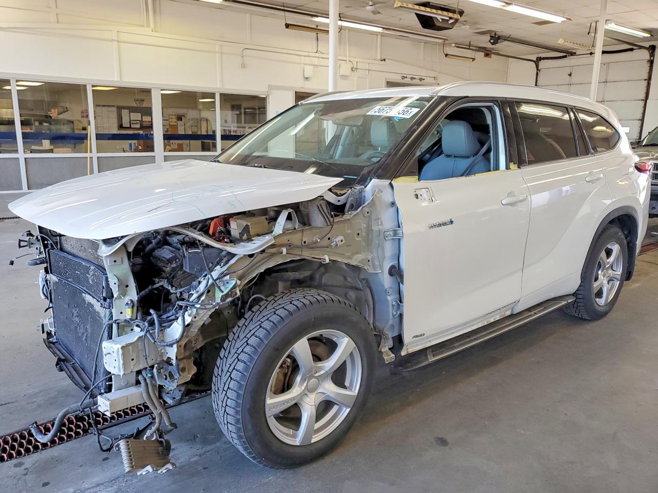 2020 TOYOTA HIGHLANDER