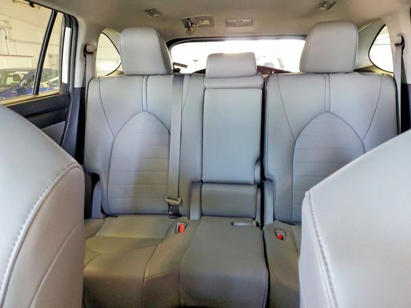 2020 TOYOTA HIGHLANDER