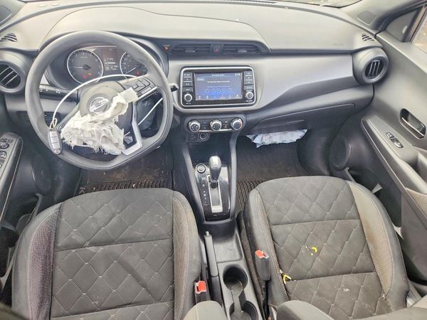 2020 NISSAN KICKS