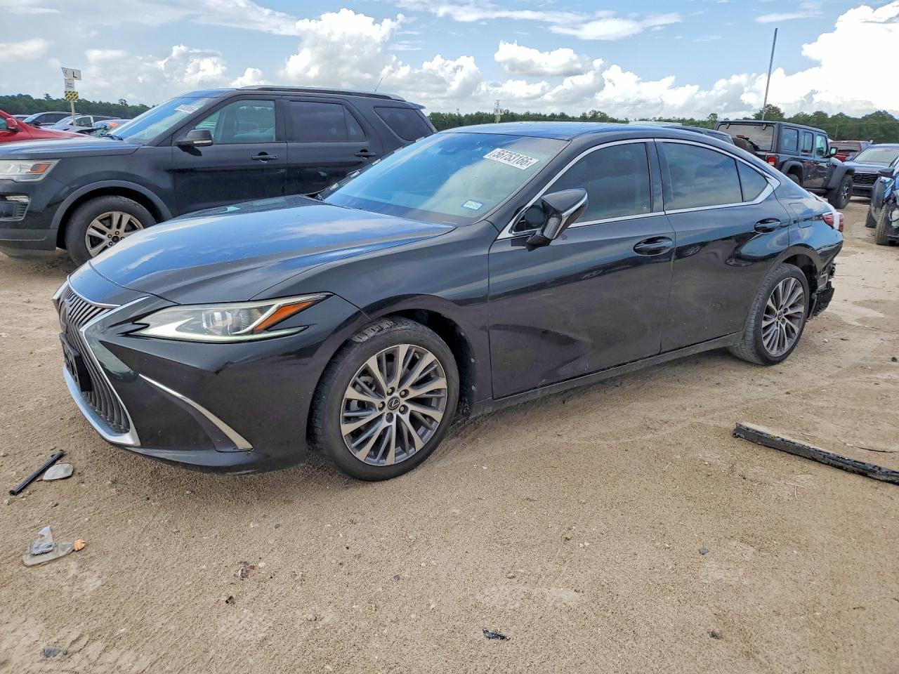 2019 LEXUS ES 350
