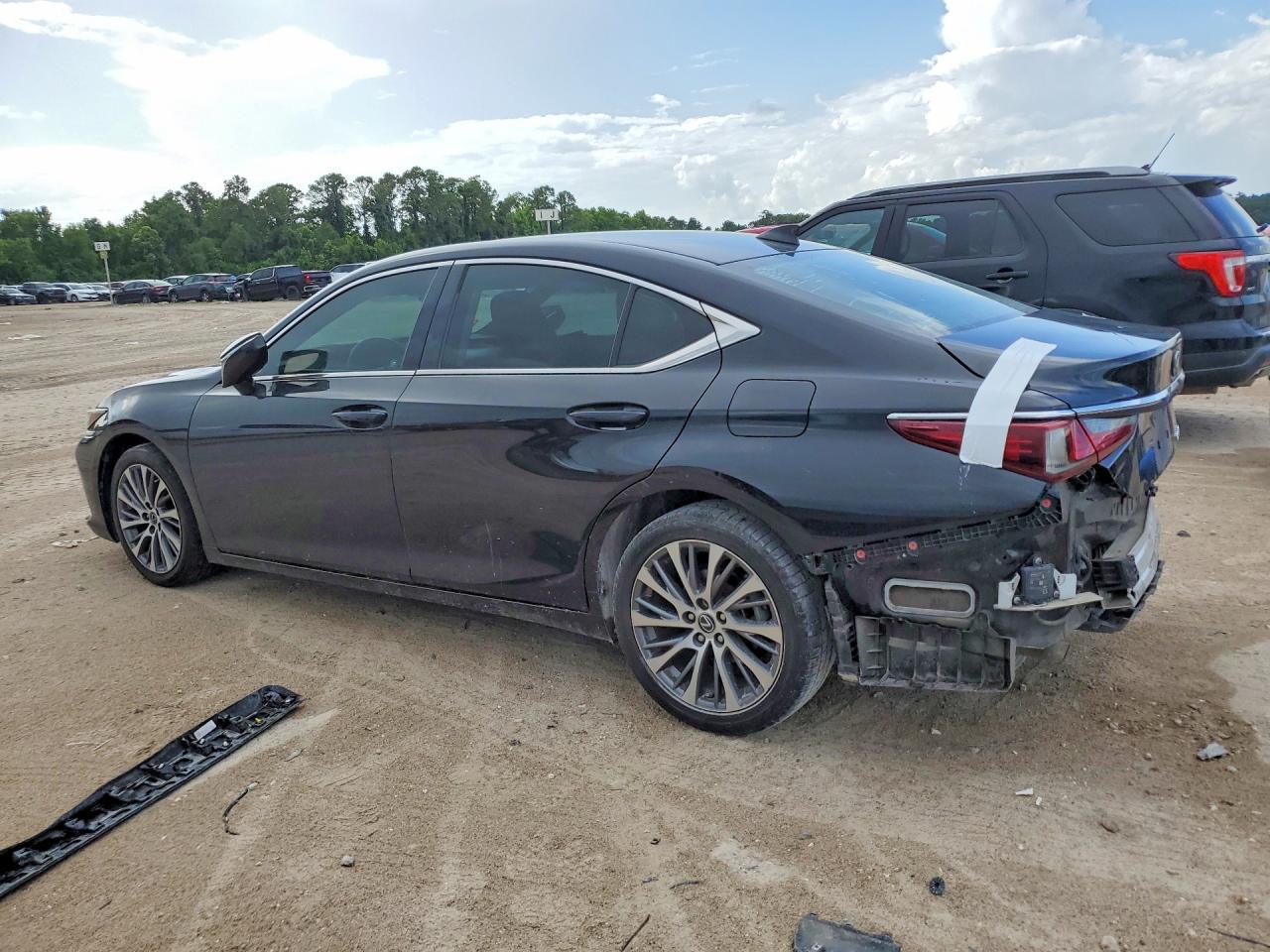 2019 LEXUS ES 350