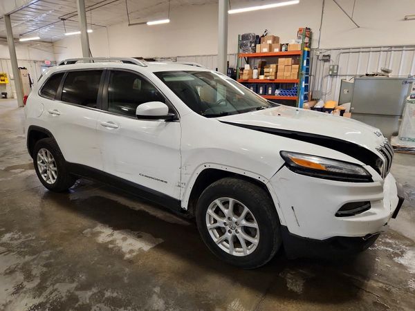 2016 JEEP CHEROKEE LATITUDE 4X4