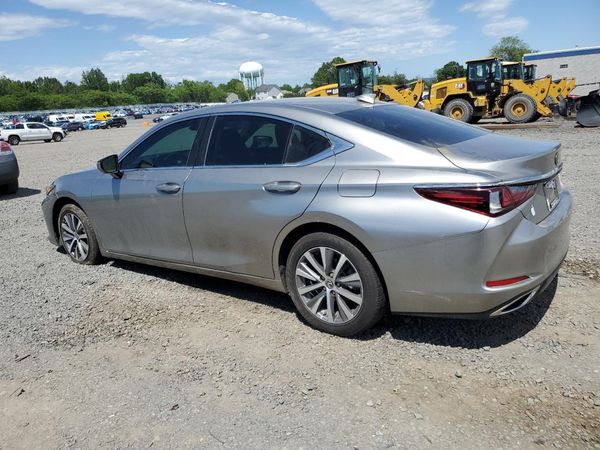 2019 LEXUS ES