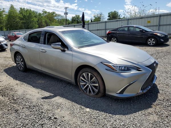 2019 LEXUS ES