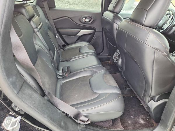 2018 JEEP CHEROKEE LATITUDE PLUS 4X4