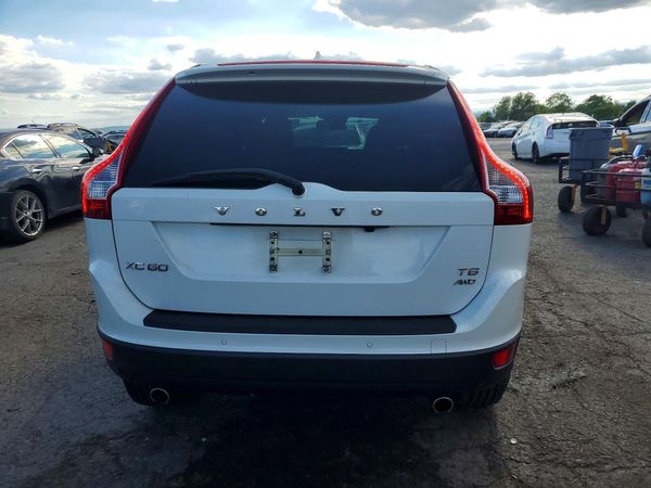2012 VOLVO XC60